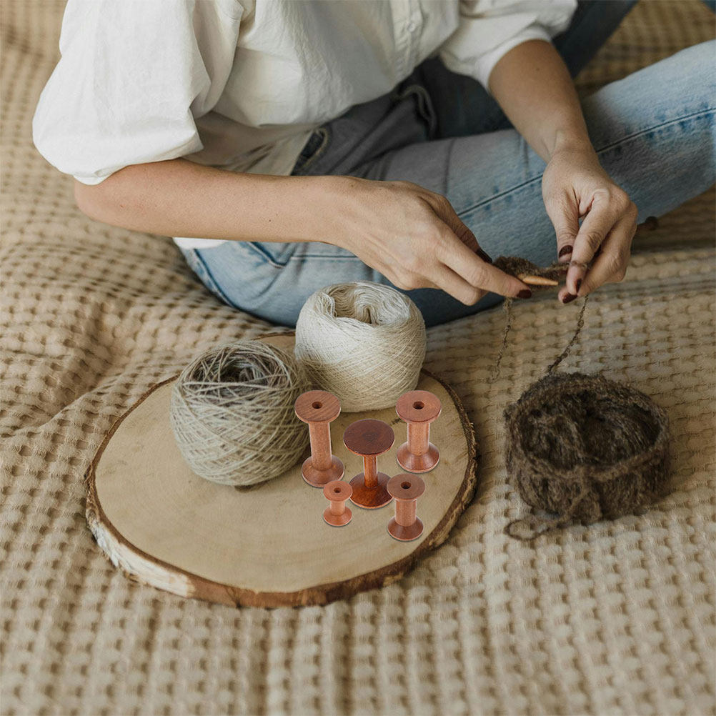 Embroidery Threads - 7 adet ahşap bobin seti yerden