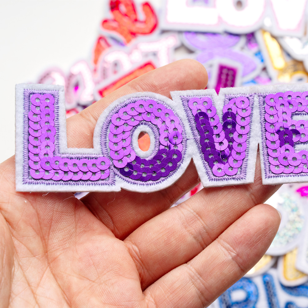 Renkli LOVE Yazılı Pul İşlemel - Embroidery Font Free incelemesi ve fiyatı