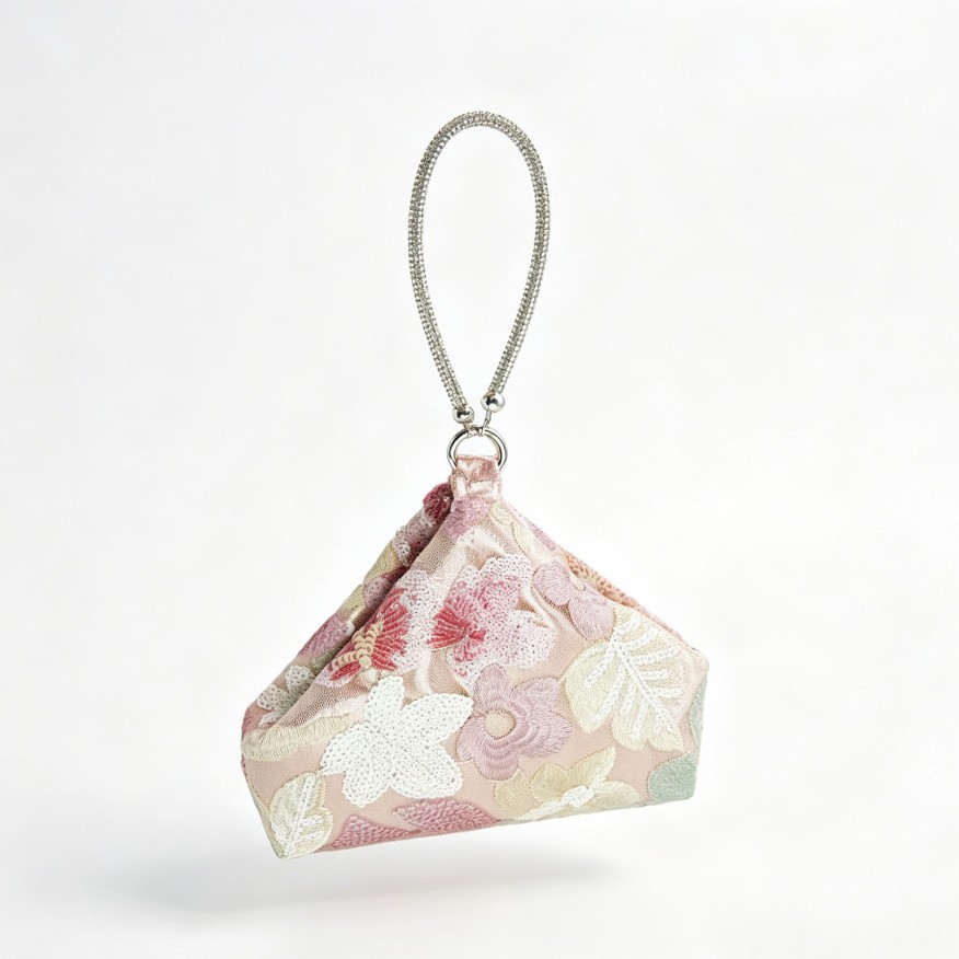 Pembe Çiçek Nakışlı Gece Çanta - Embroidery Ring incelemesi ve fiyatı